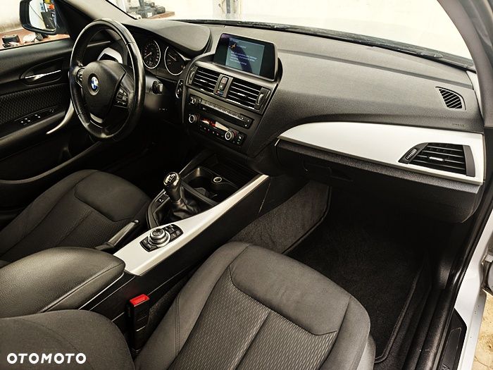 BMW Seria 1 - 38