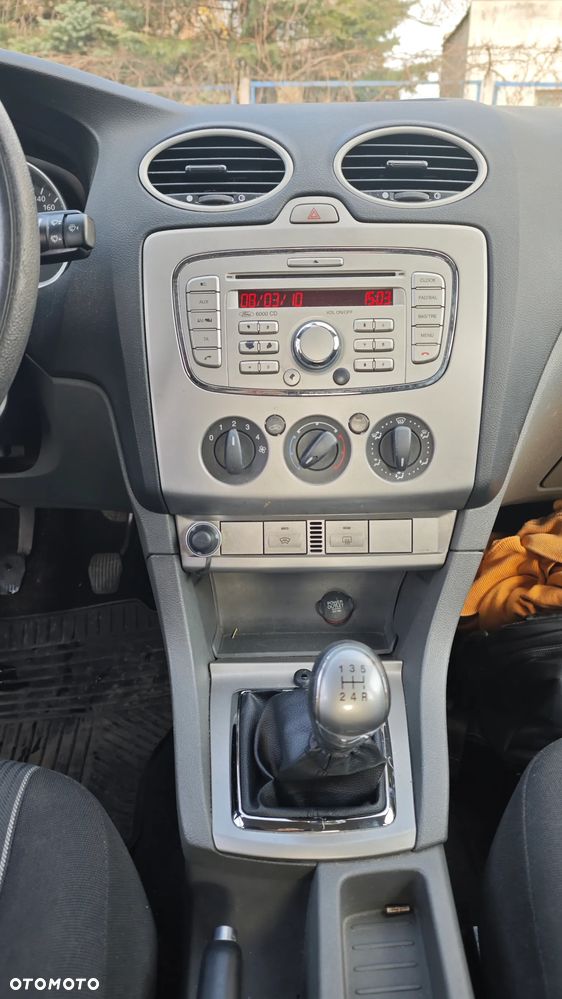 Ford Focus - 9