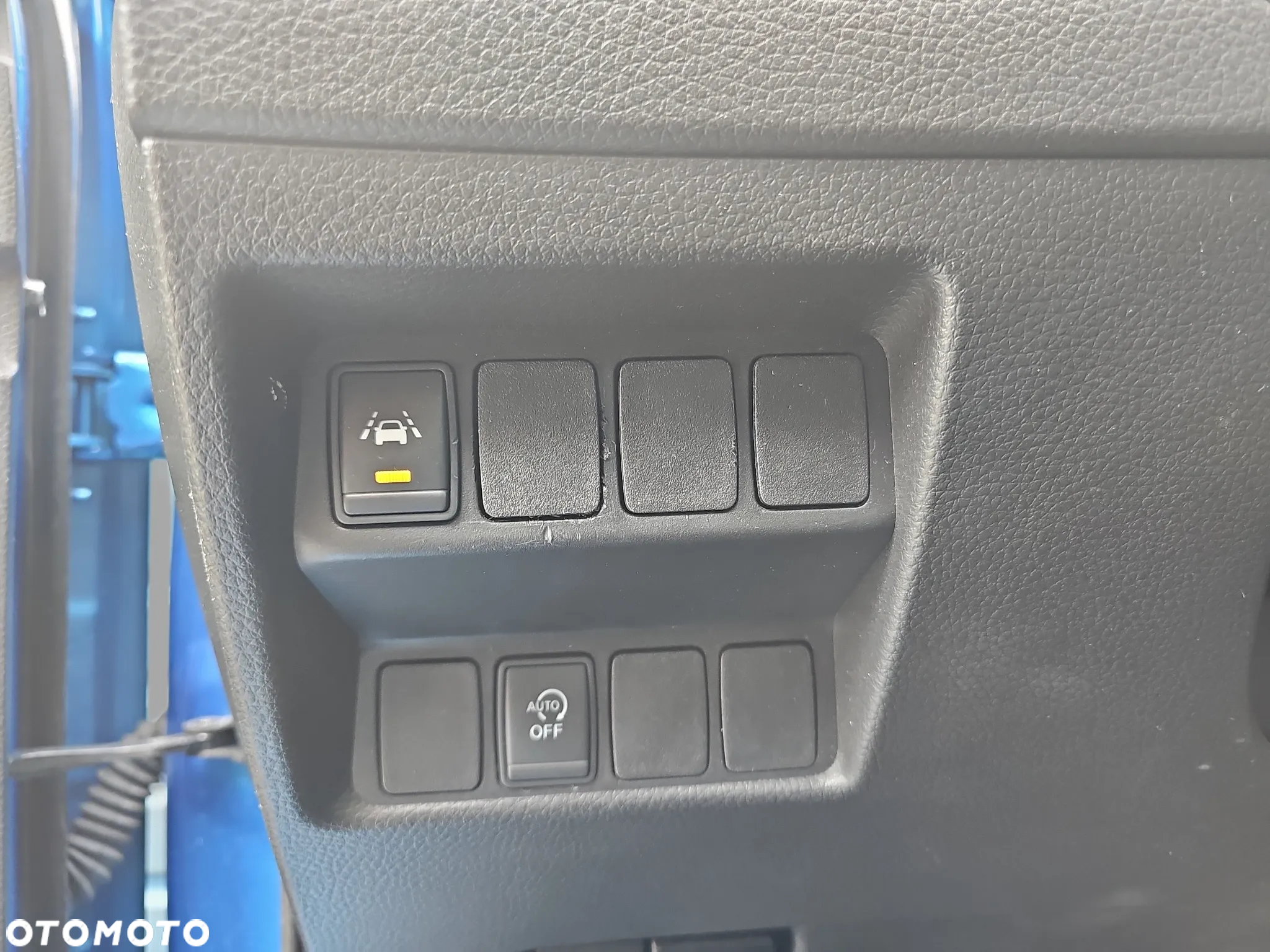 Nissan Qashqai 1.2 DIG-T N-Connecta EU6 - 24