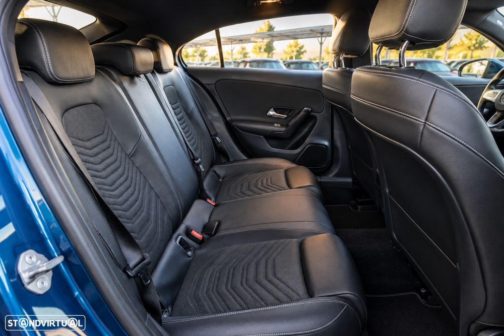 Mercedes-Benz A 250 Limousine - 9