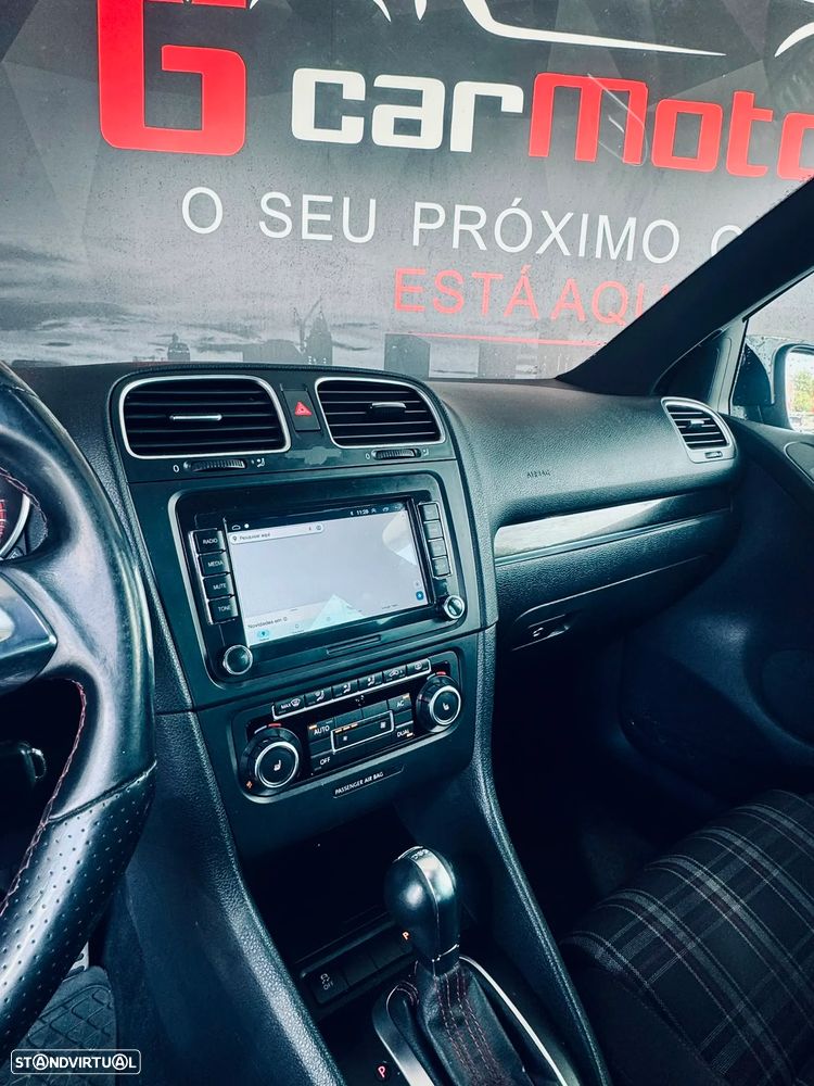 VW Golf 2.0 GTI DSG - 12