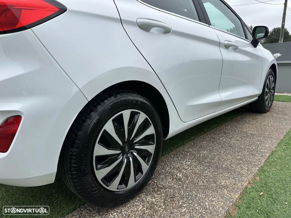 Ford Fiesta 1.0 EcoBoost Hybrid S&S TITANIUM - 20