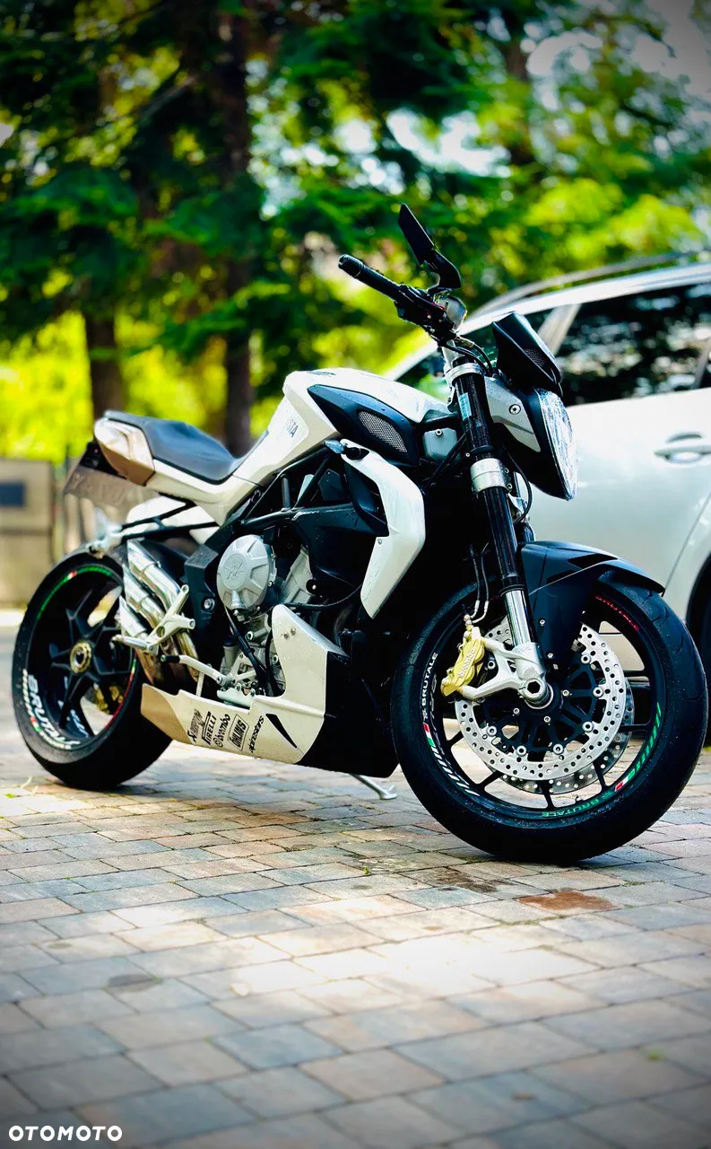 MV AGUSTA Brutale - 2