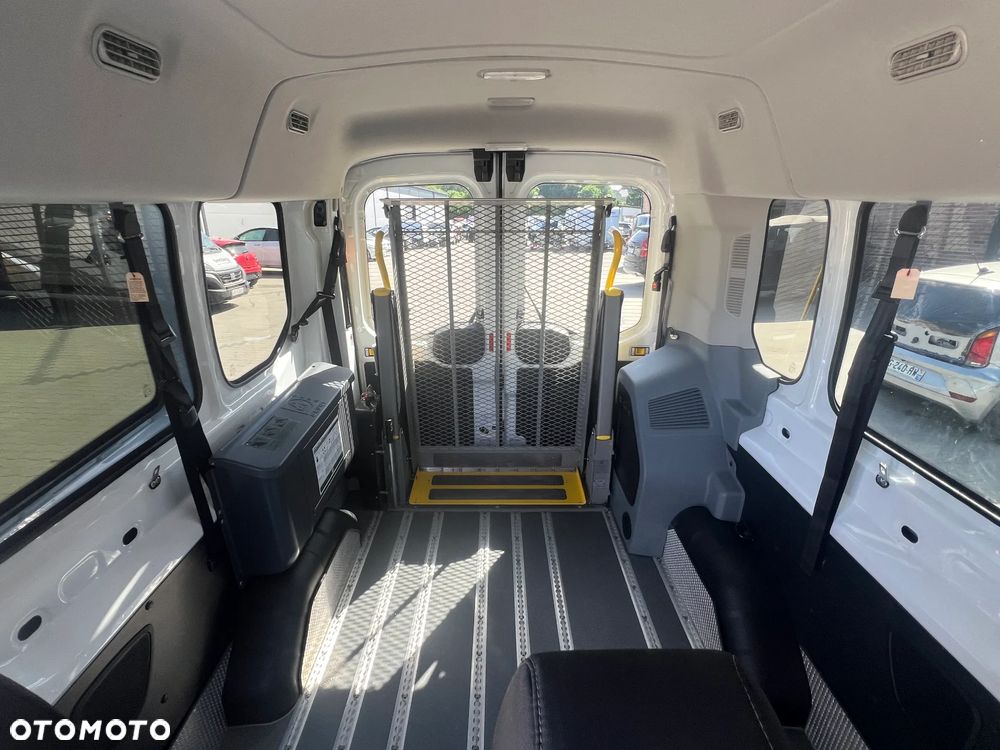 Ford Transit - 23