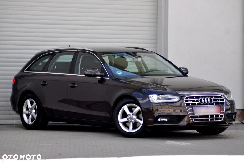 Audi A4 Avant 2.0 TDI DPF Ambiente - 10