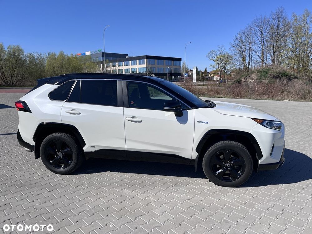 Toyota RAV4 - 4