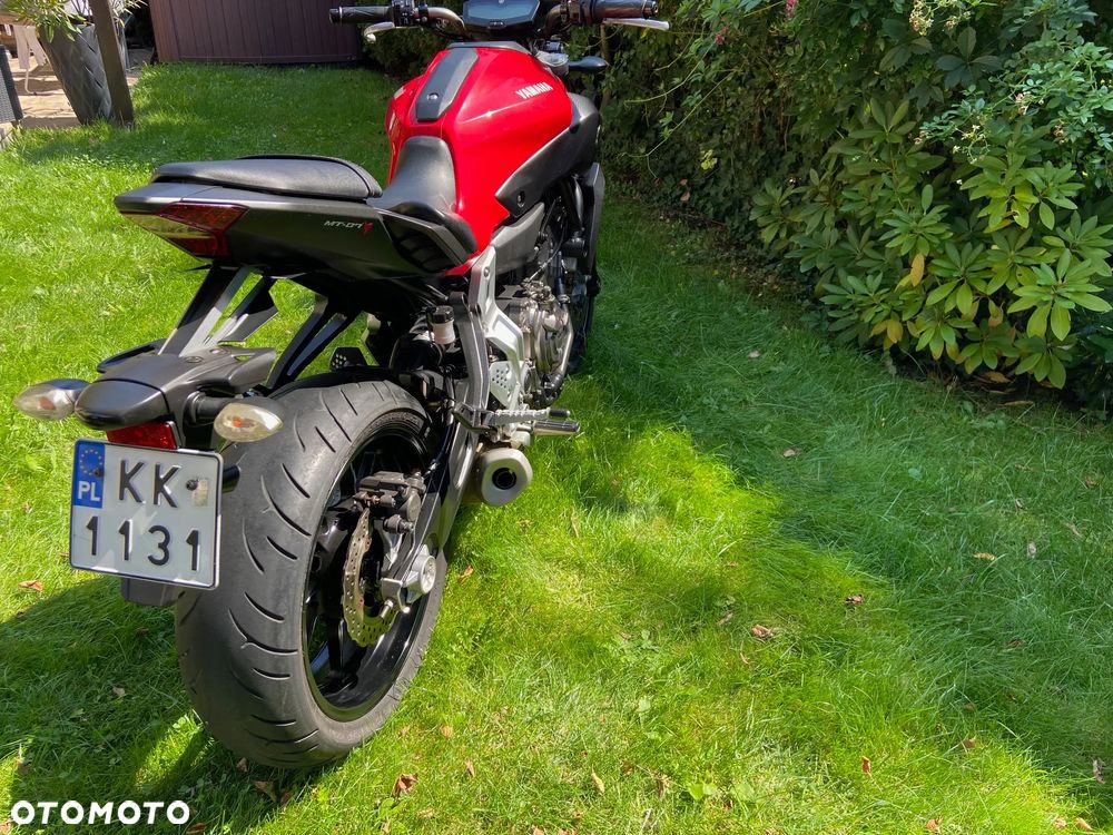 Yamaha MT - 12