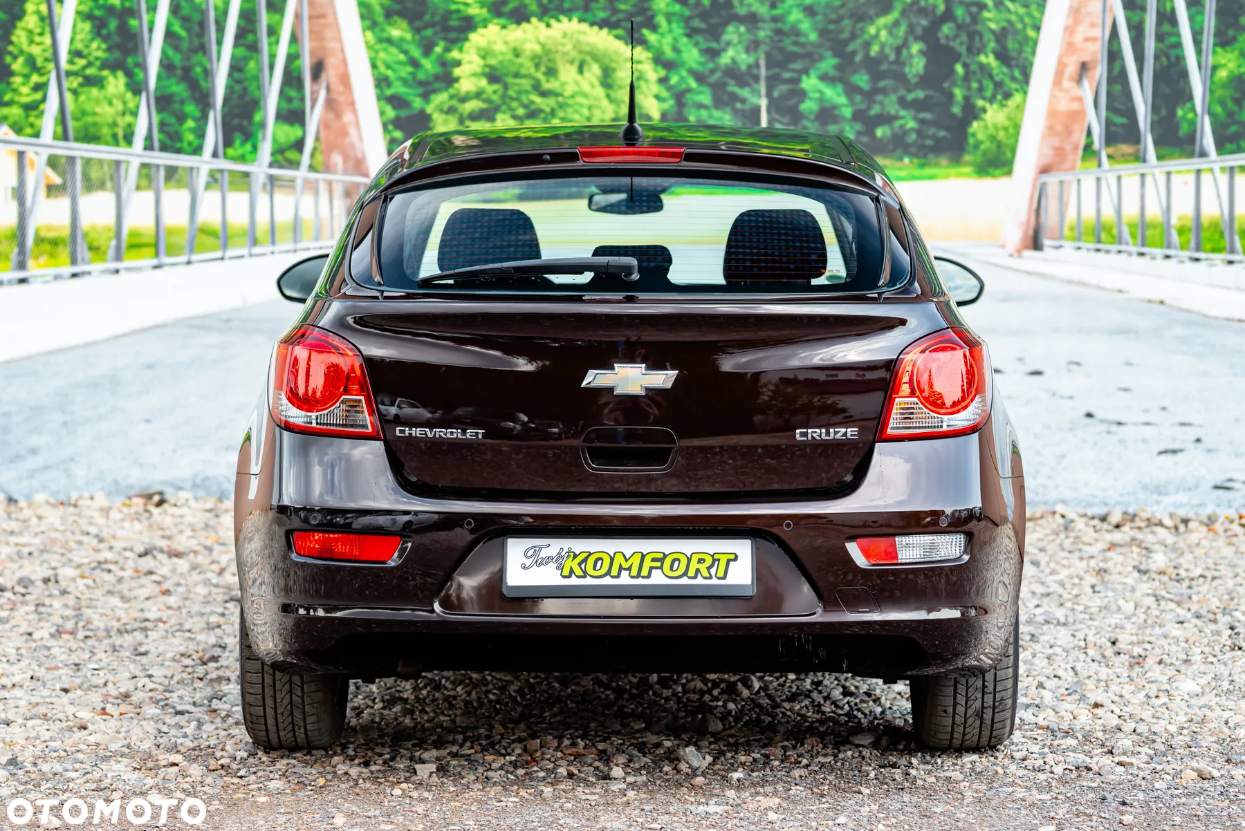 Chevrolet Cruze - 11
