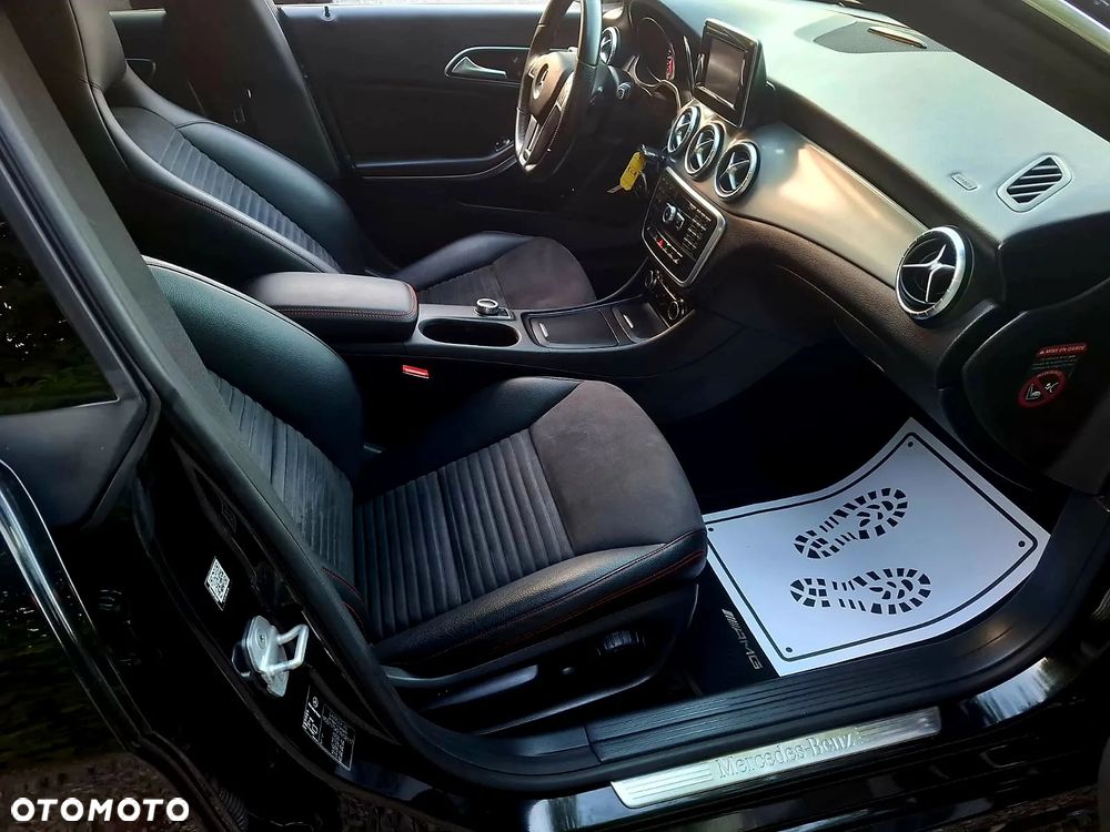 Mercedes-Benz CLA - 25