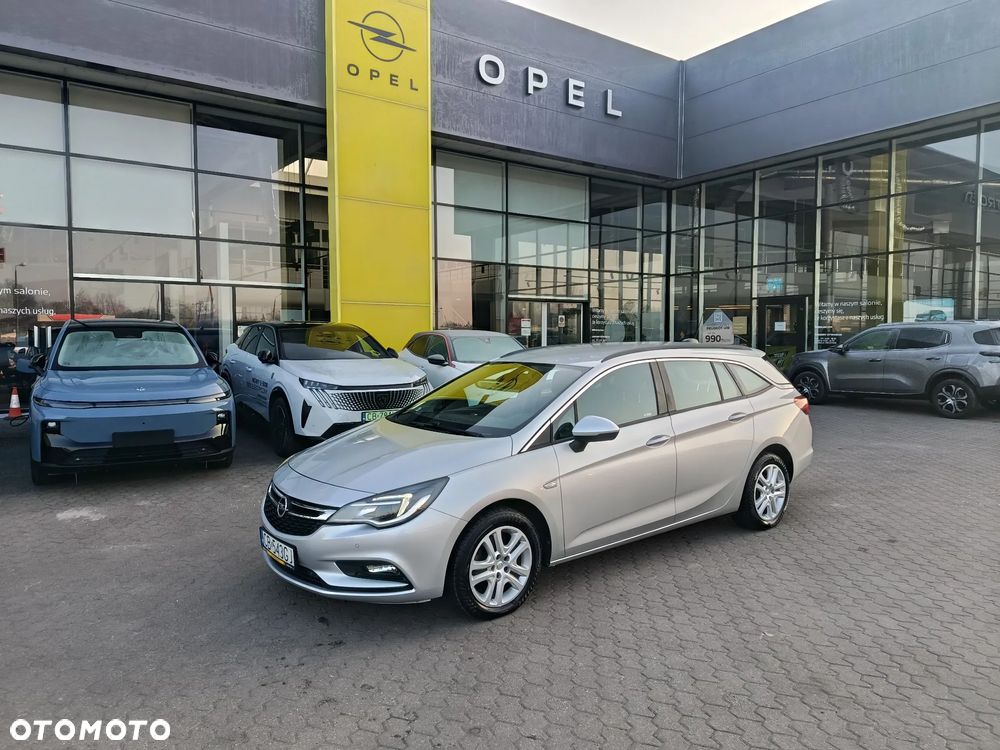 Opel Astra 1.6 CDTI Enjoy - 1