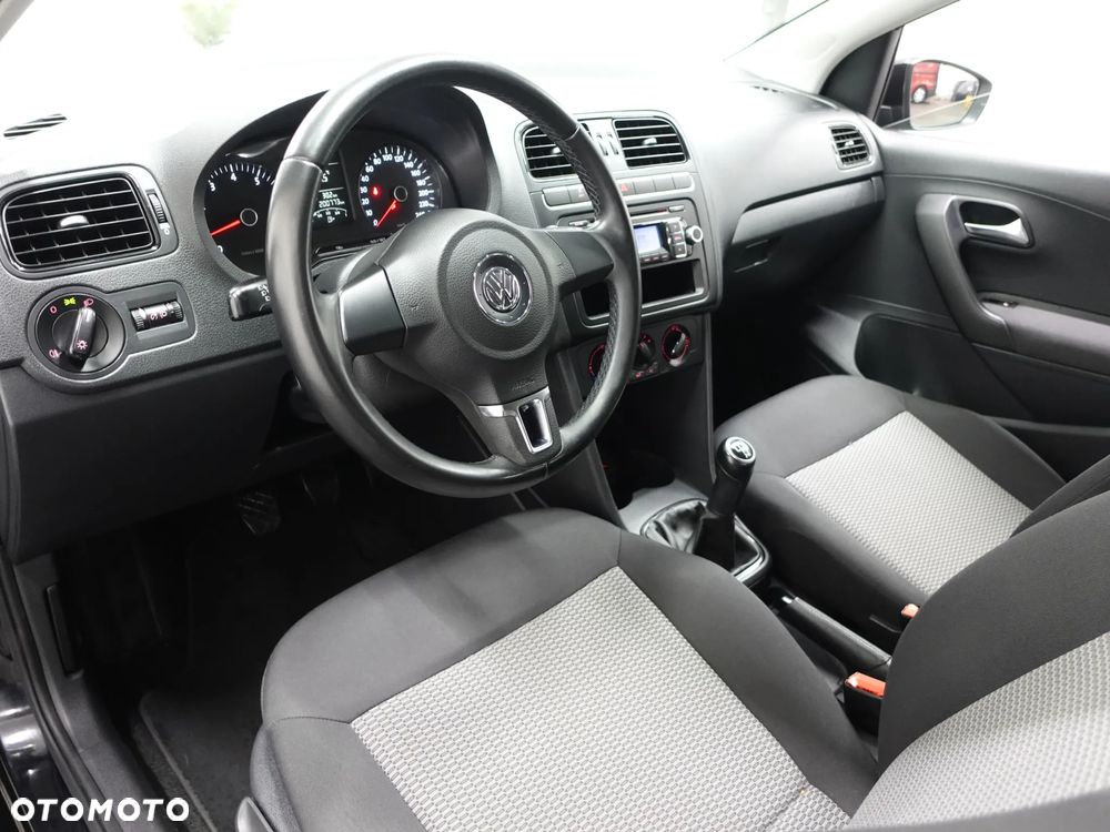 Volkswagen Polo 1.4 16V Trendline - 22