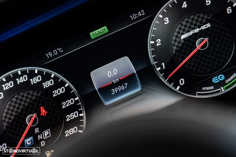 Mercedes-Benz E 53 AMG 4-Matic+ - 17