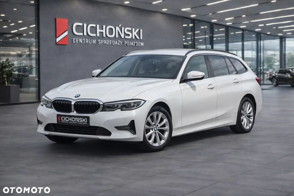 BMW Seria 3 318i Sport - 1