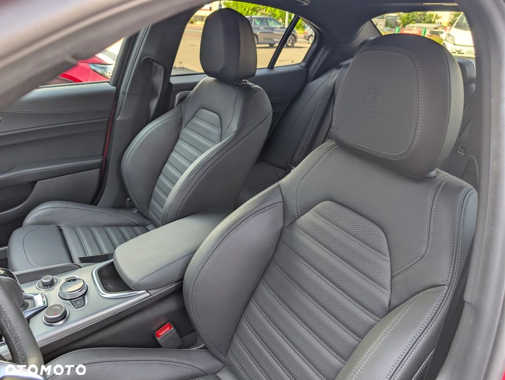 Alfa Romeo Giulia 2.0 Turbo Veloce - 21