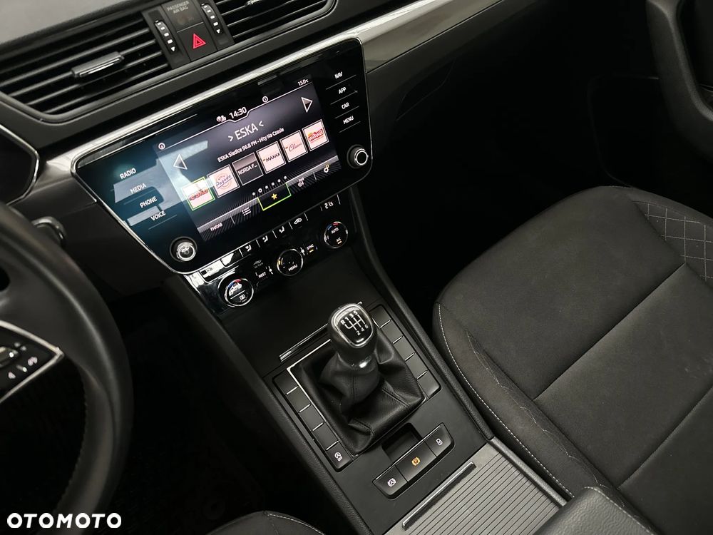 Skoda Superb 1.5 TSI Ambition - 16