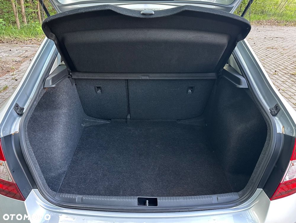 Skoda RAPID 1.0 TSI Ambition - 25