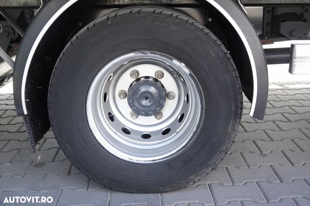 Iveco DAILY 72-NP / CONTAINER 6,2 m / HI-MATIC / ELEVATOR 1.000 KG / RULOU / GVWR 7.200 KG / IMPORTAT - 22