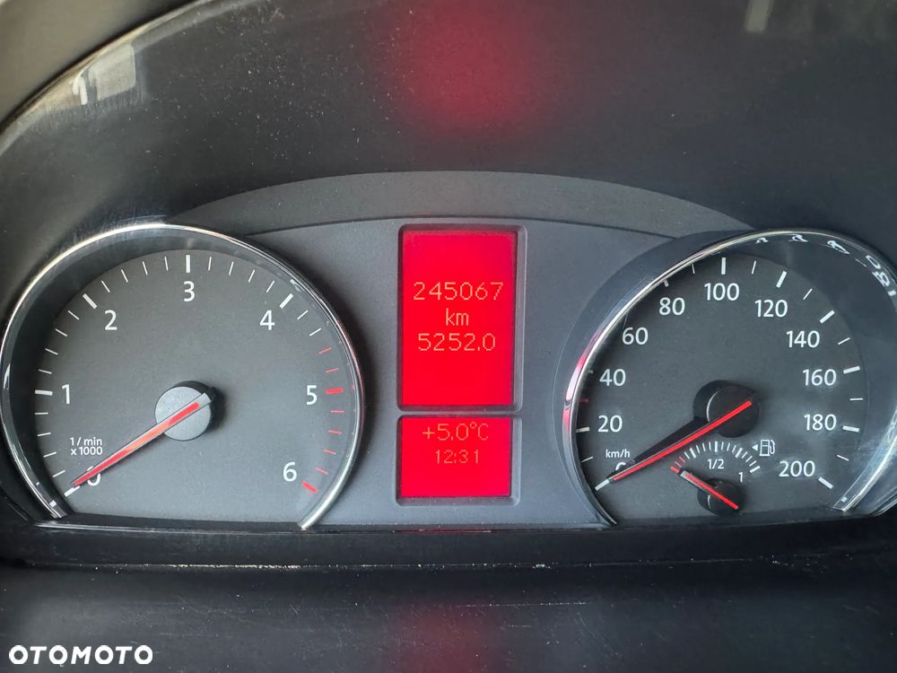 Volkswagen Crafter - 15