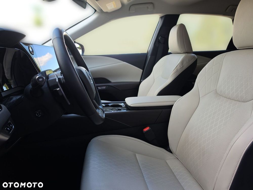 Lexus RX - 23