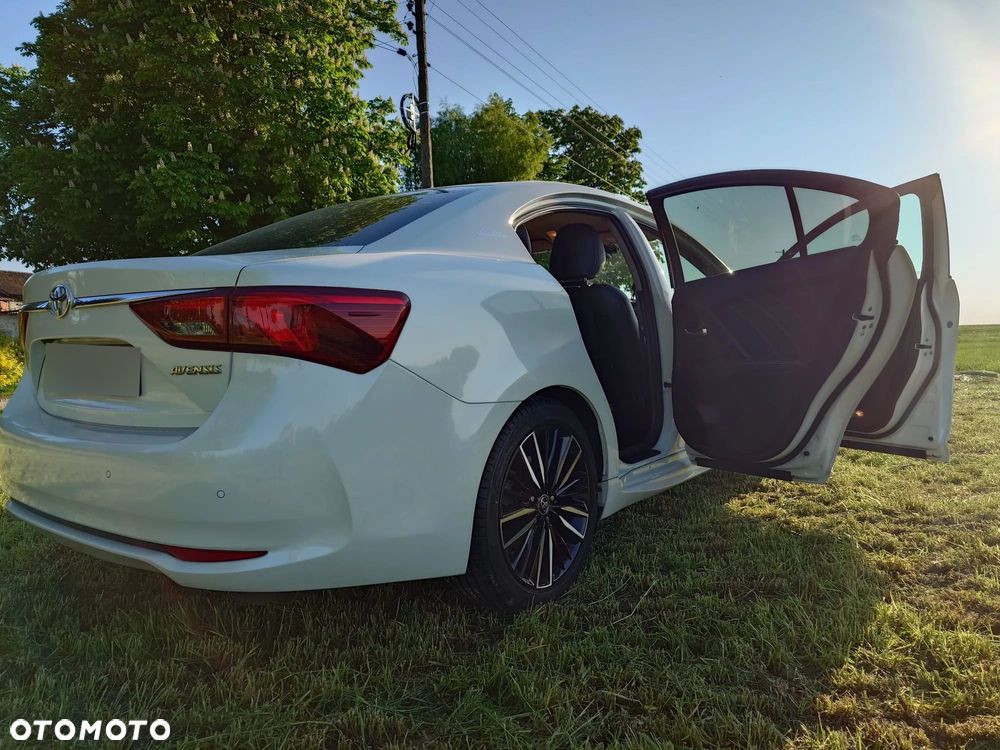 Toyota Avensis 1.8 Selection - 6