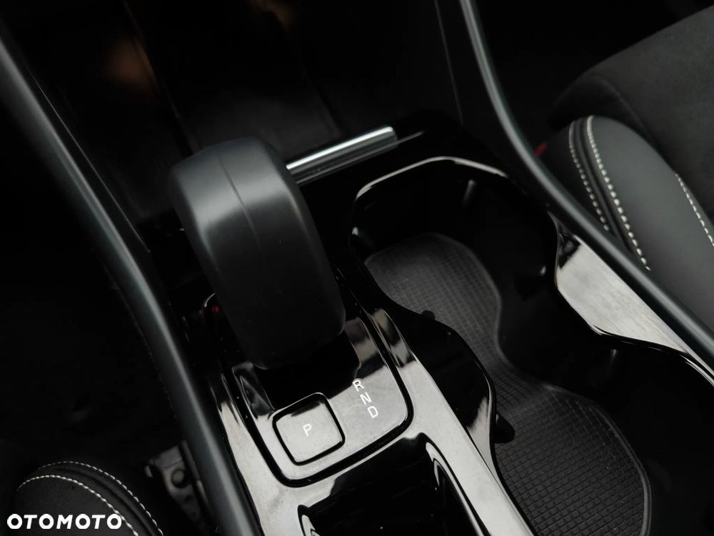 Volvo XC 40 B3 B DKG Plus Dark - 13