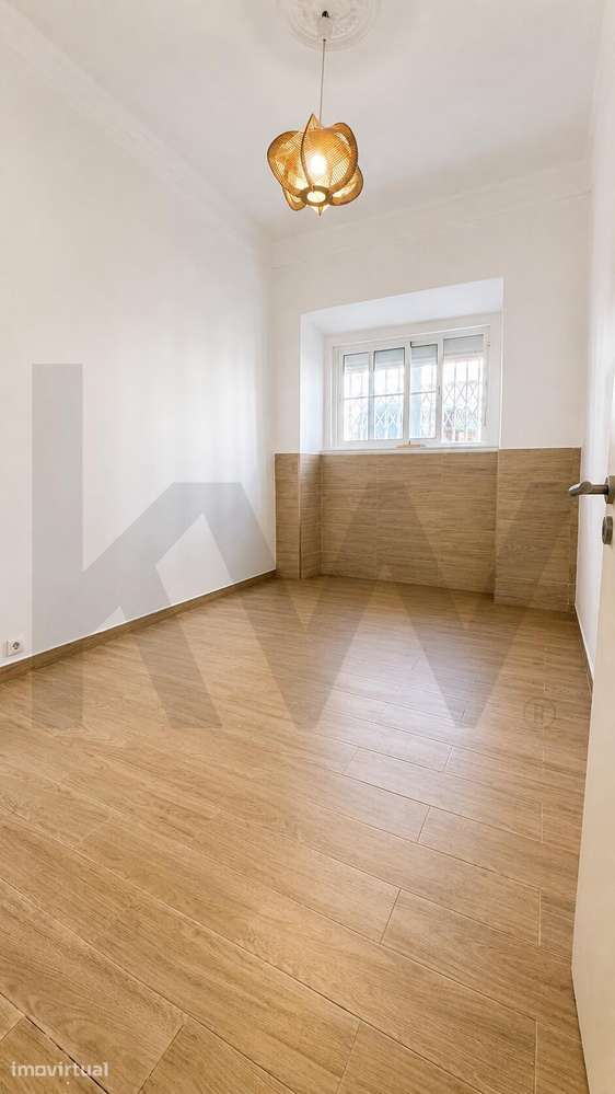 T2 com Terraço para Arrendamento no Beato | 63 m2 | Disponível de Imed - Grande imagem: 5/18