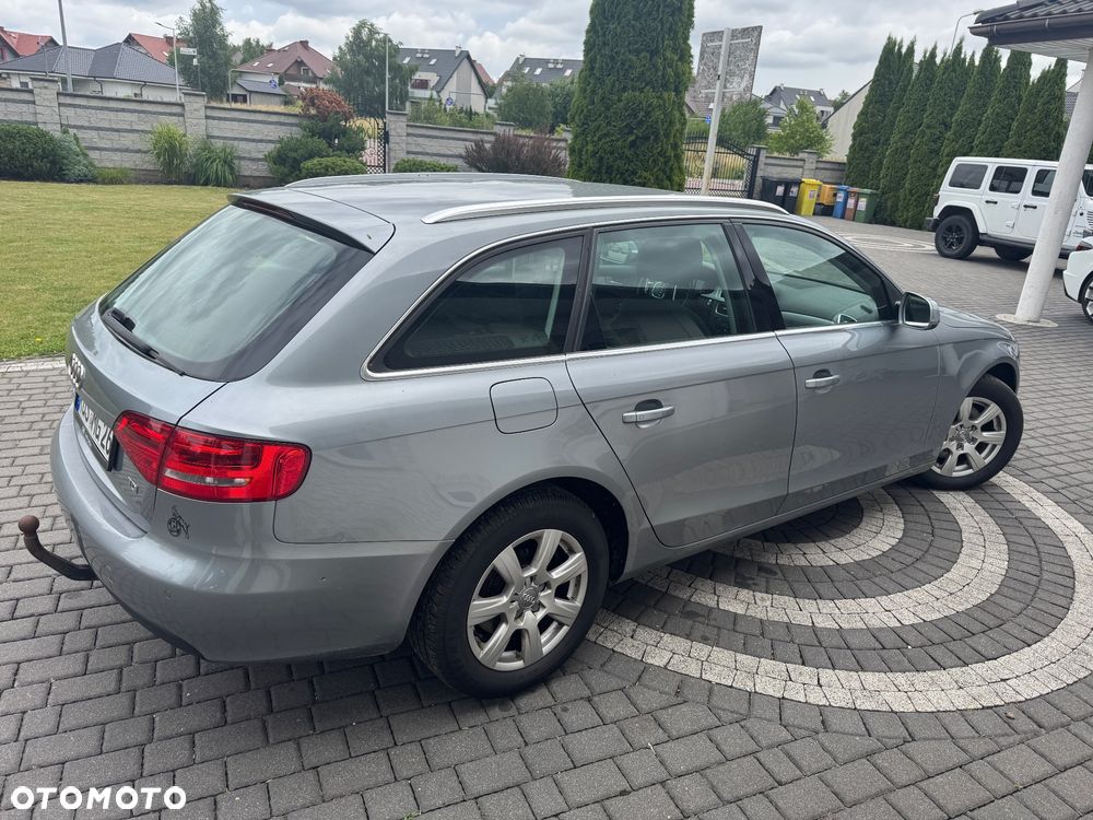 Audi A4 Avant 2.0 TDI DPF Attraction - 11