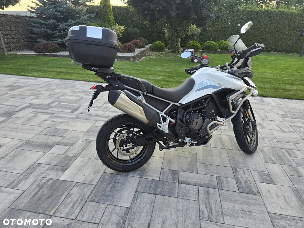 Triumph Tiger - 2