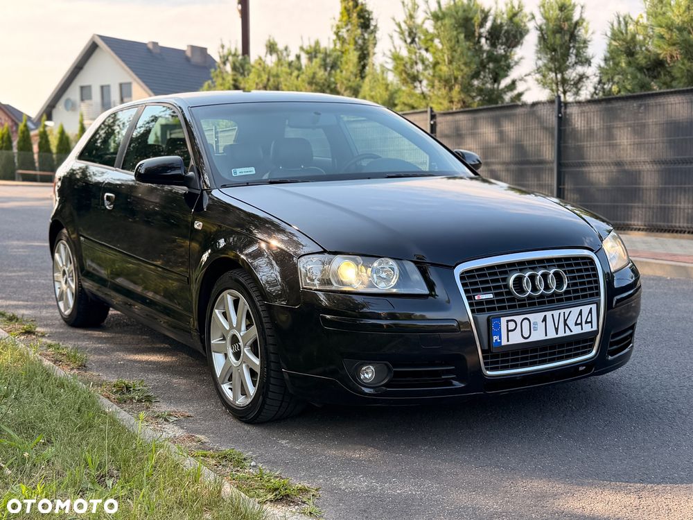 Audi A3 Sportback 2.0 TDI S line Sportpaket plus - 4