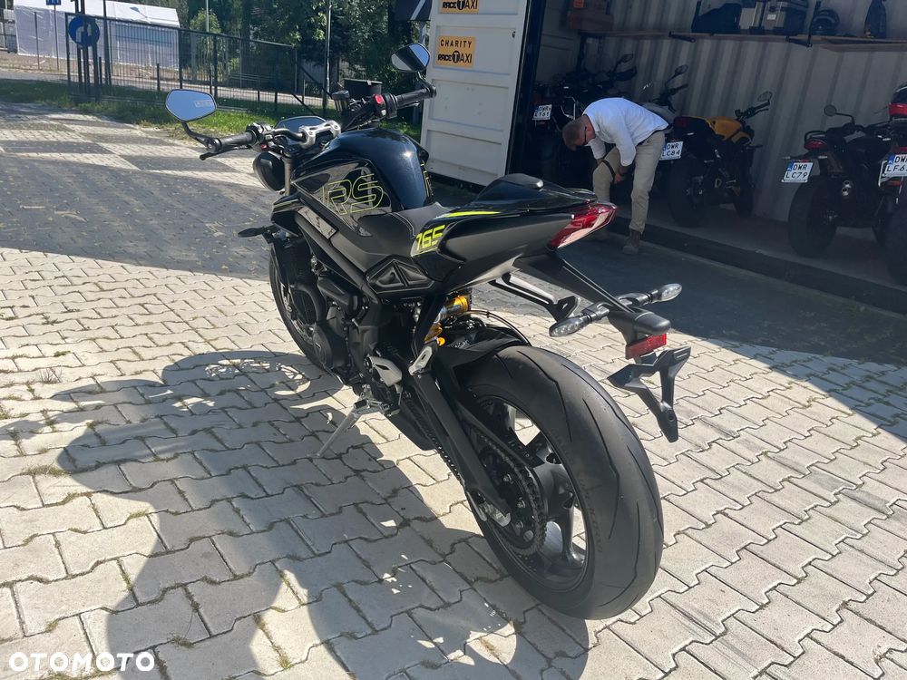 Triumph Street Triple - 5