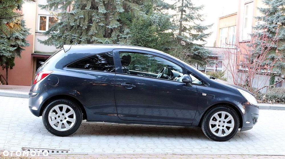 Opel Corsa - 9