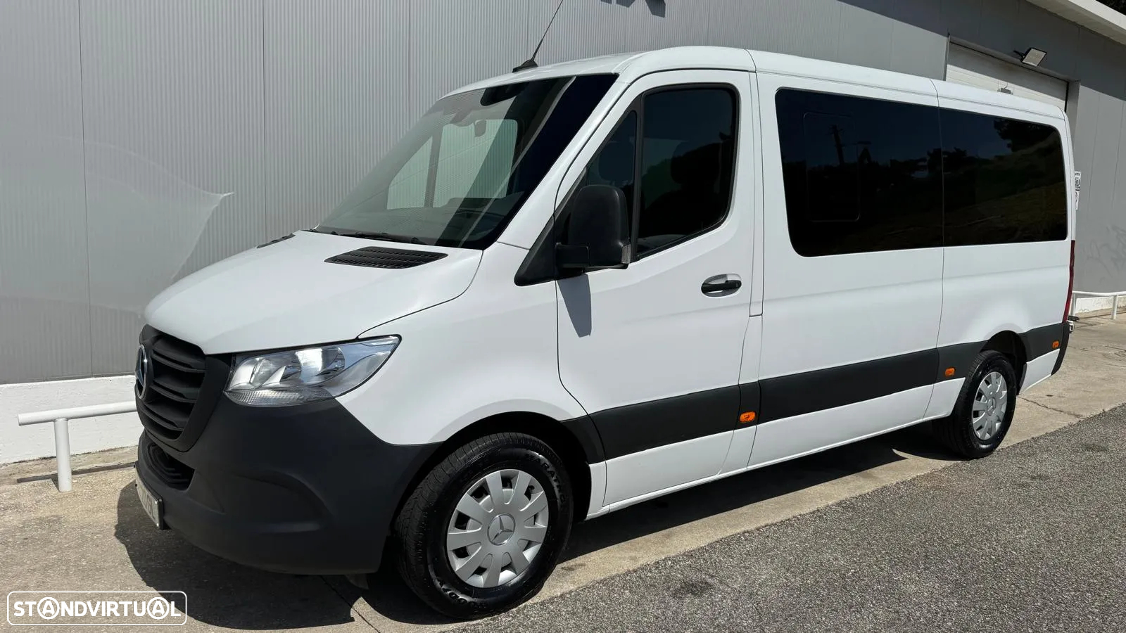 Mercedes-Benz Sprinter - 21