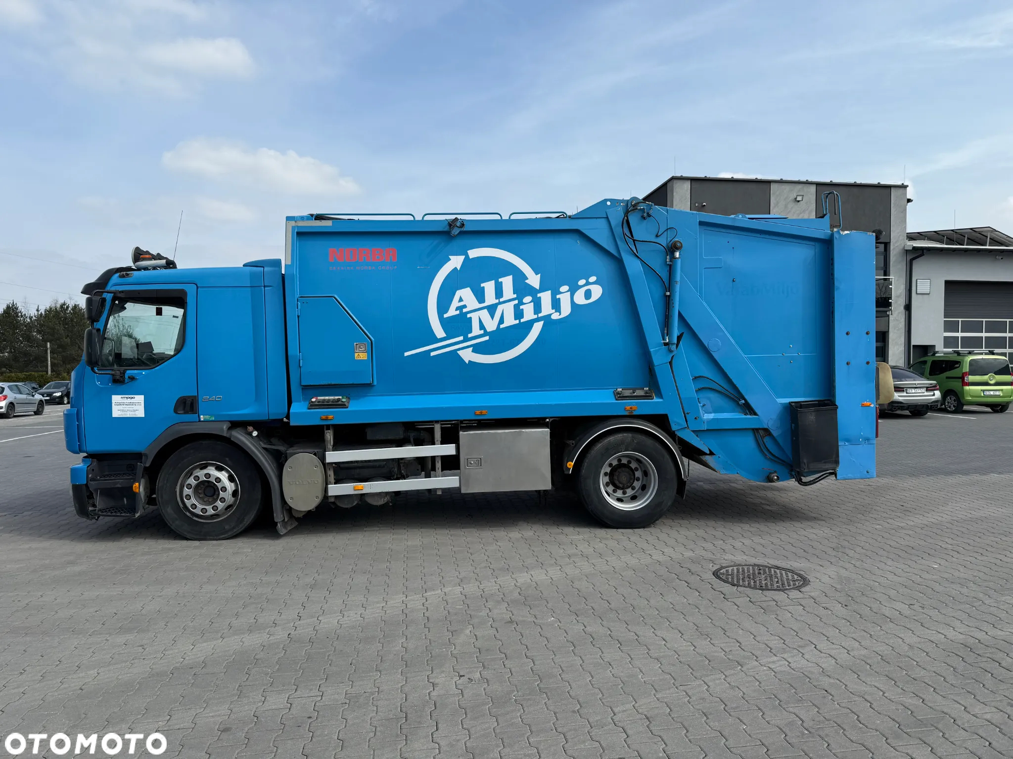 Volvo FE 240 Śmieciarka 2 Komory - 6