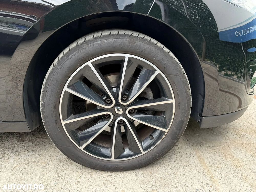 Renault Megane ENERGY dCi 110 Start & Stop Bose Edition - 20