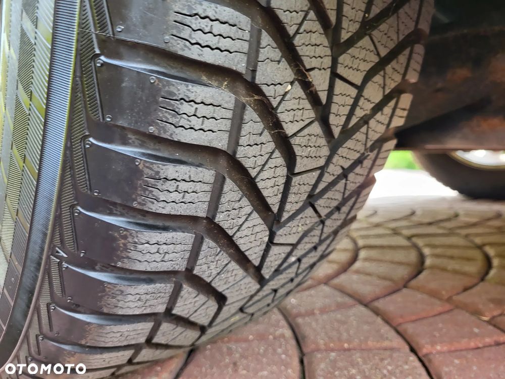 Volkswagen Touareg 4.2 V8 FSI Tiptr - 22