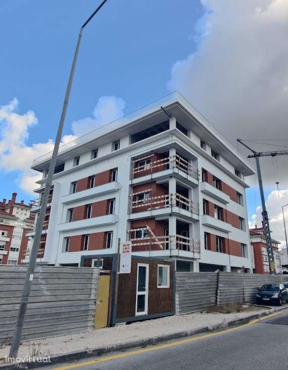 Apartamento T3 no centro da Marinha Grande. Vende o construtor. - Grande imagem: 2/6