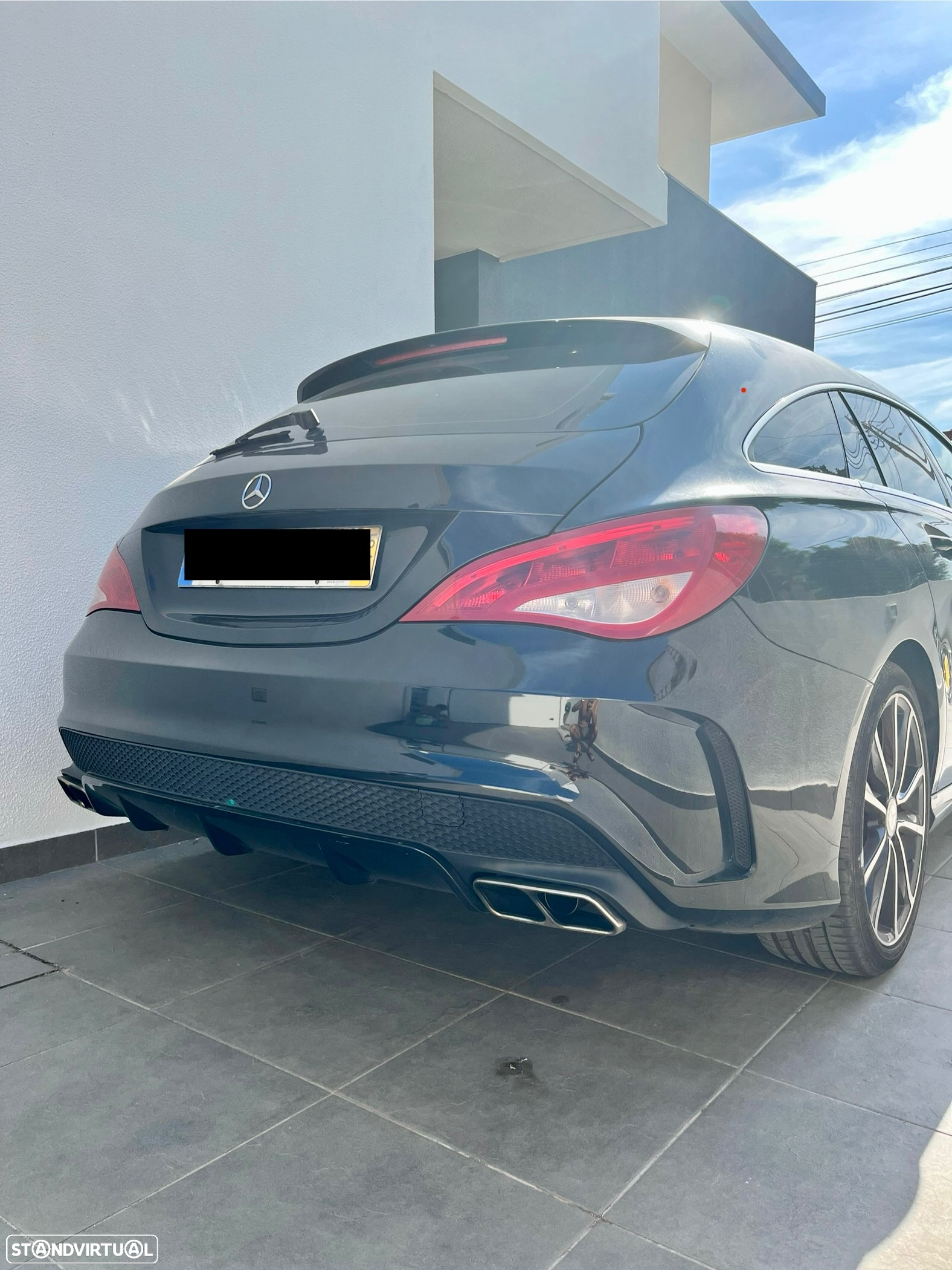 Mercedes-Benz CLA 200 d Shooting Brake Urban - 11