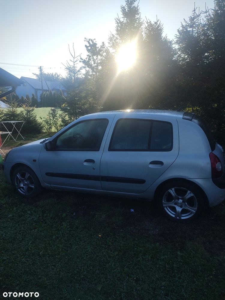 Renault Clio - 5