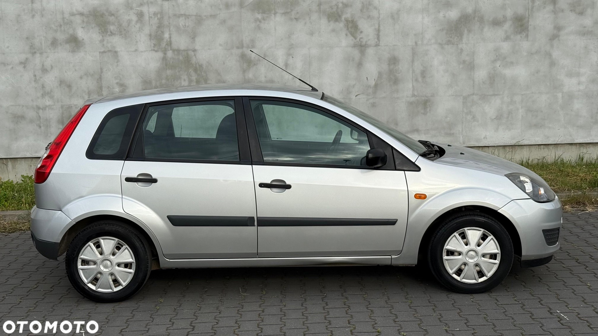 Ford Fiesta - 4