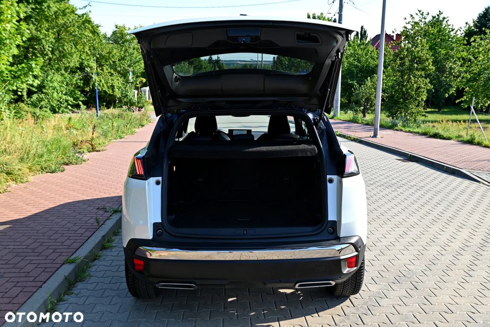 Peugeot 3008 BlueHDi 130 Stop & Start EAT8 GT Pack - 9
