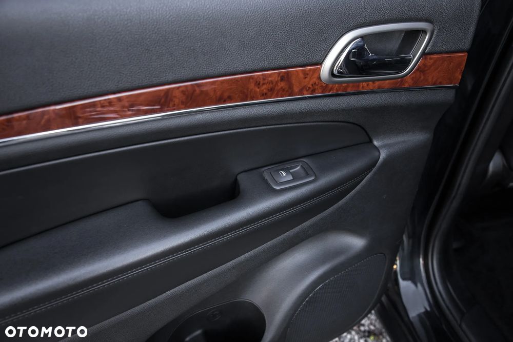 Jeep Grand Cherokee 3.0 CRD Limited - 29