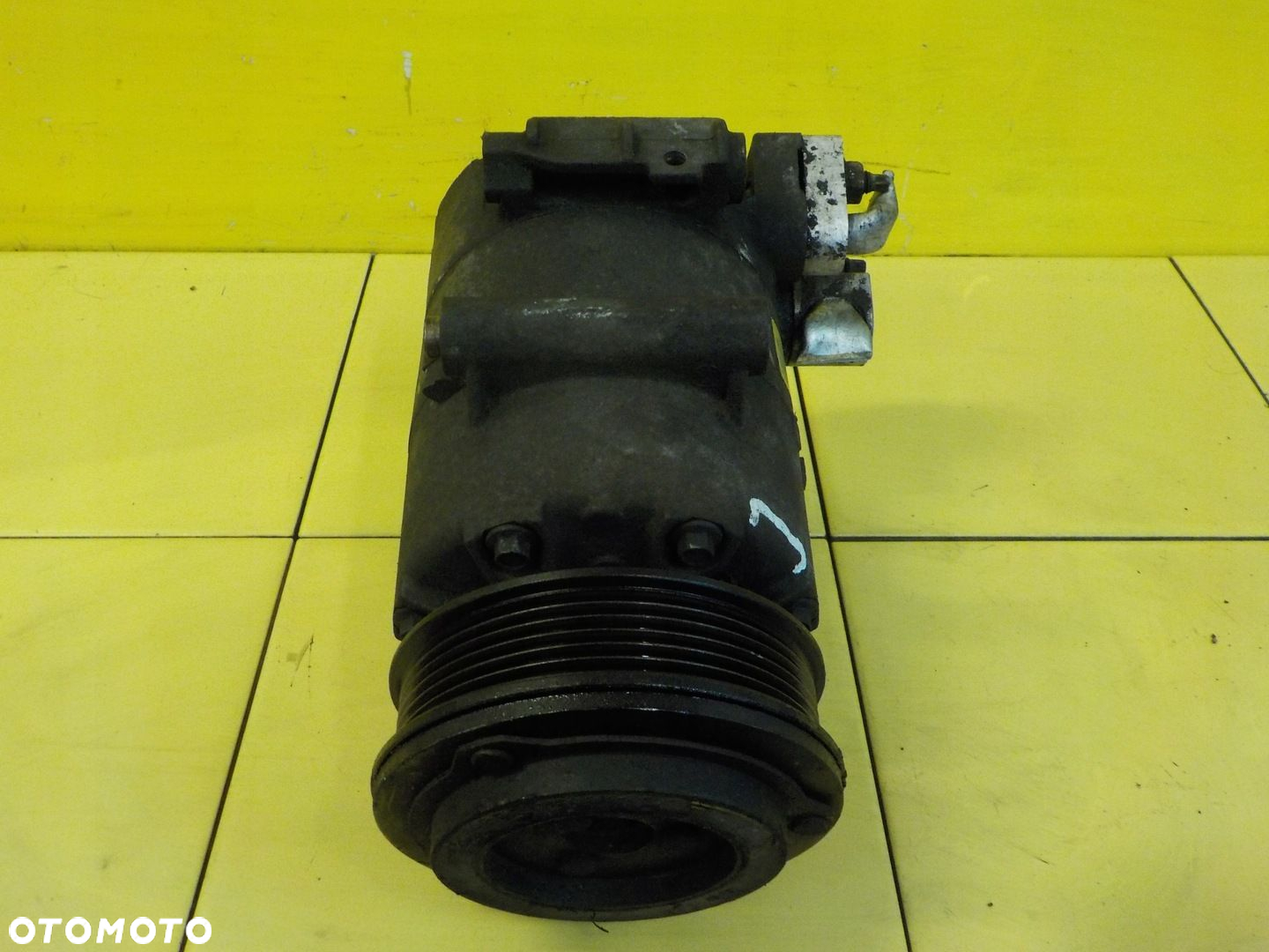 FOCUS MK3 1.6 TDCI E-HDI 14r 163KM sprezarka klimatyzacji AV11-19D629-BA - 2