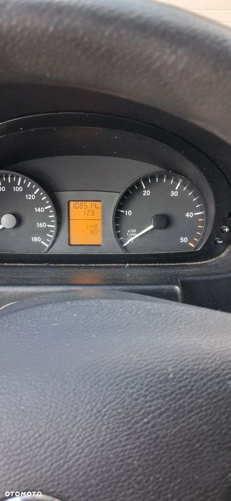 Mercedes-Benz SPRINTER - 7