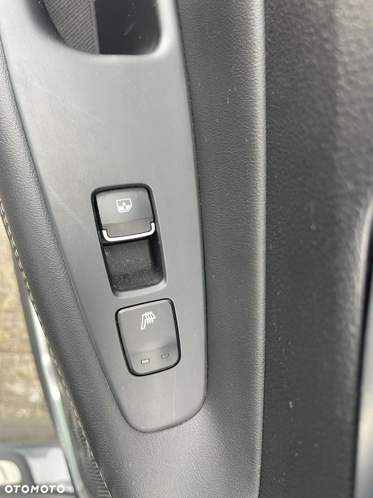 Hyundai Santa Fe 2.2 CRDi 4WD Automatik SEVEN Premium - 20