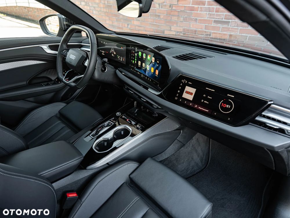 Audi A6 Avant 40 TDI S tronic S line - 24
