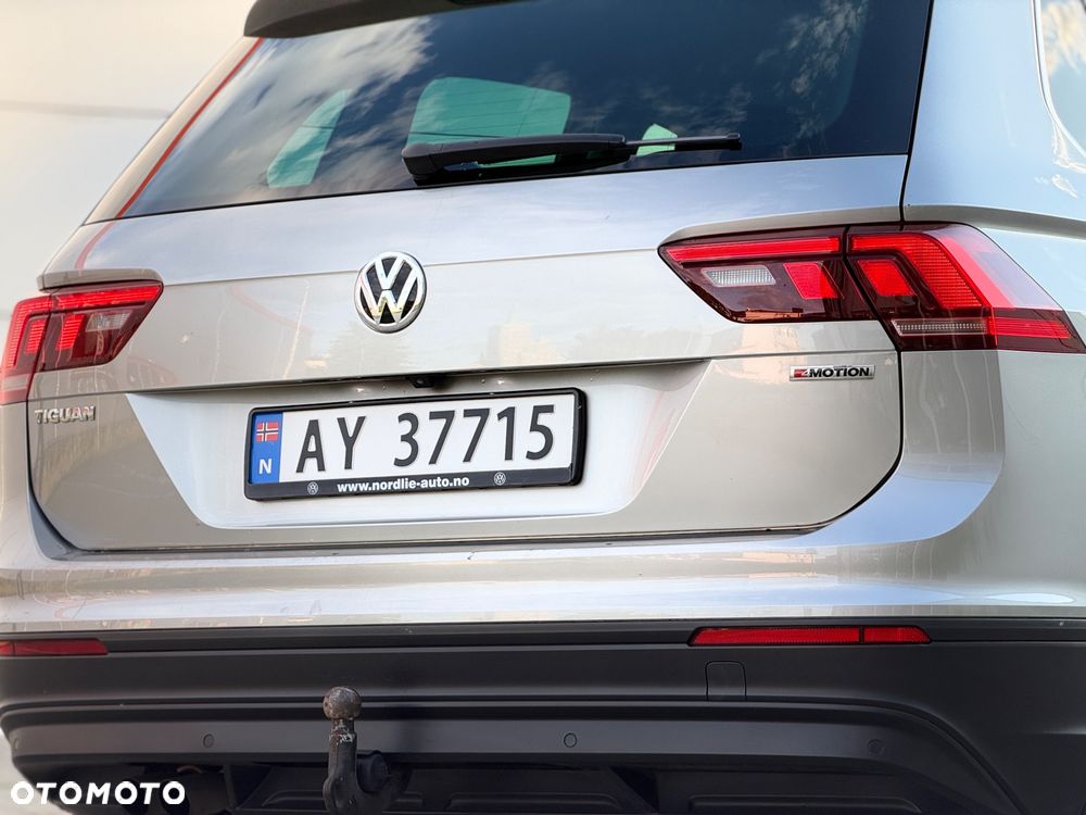 Volkswagen Tiguan 1.4 TSI DSG BlueMotion Technology Exclusive - 12