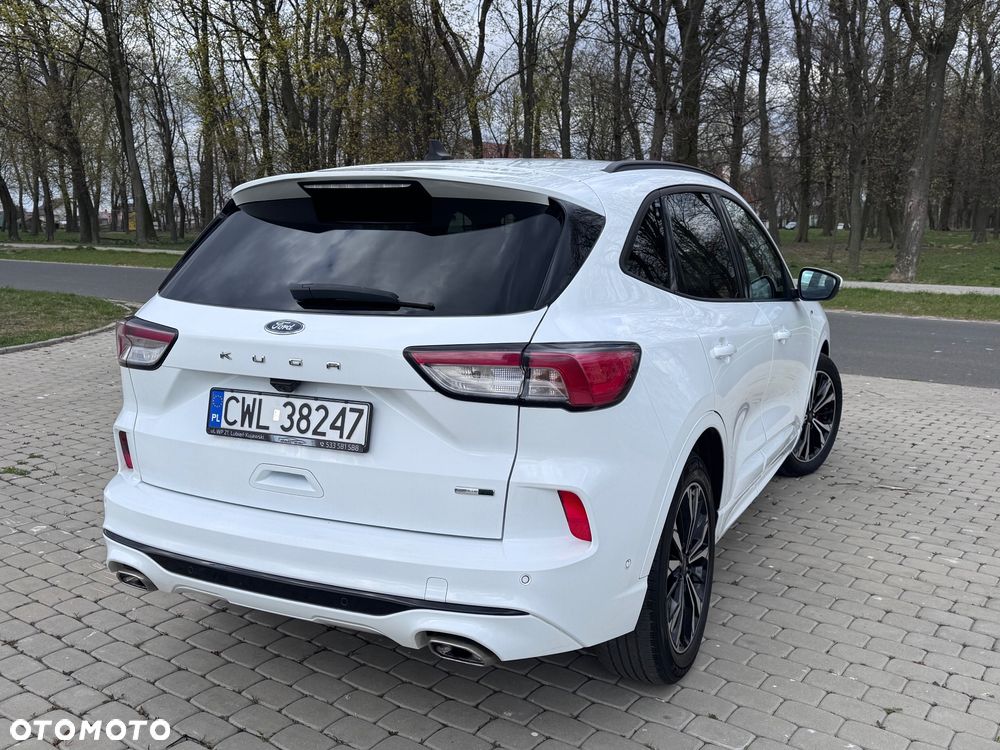 Ford Kuga 2.0 EcoBlue Hybrid ST-LINE - 18