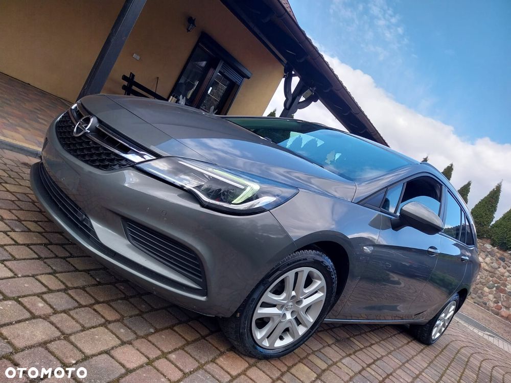 Opel Astra - 2