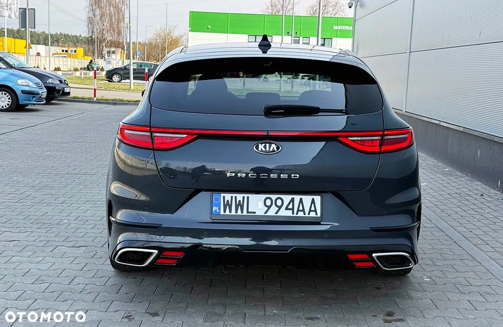 Kia ProCeed - 8