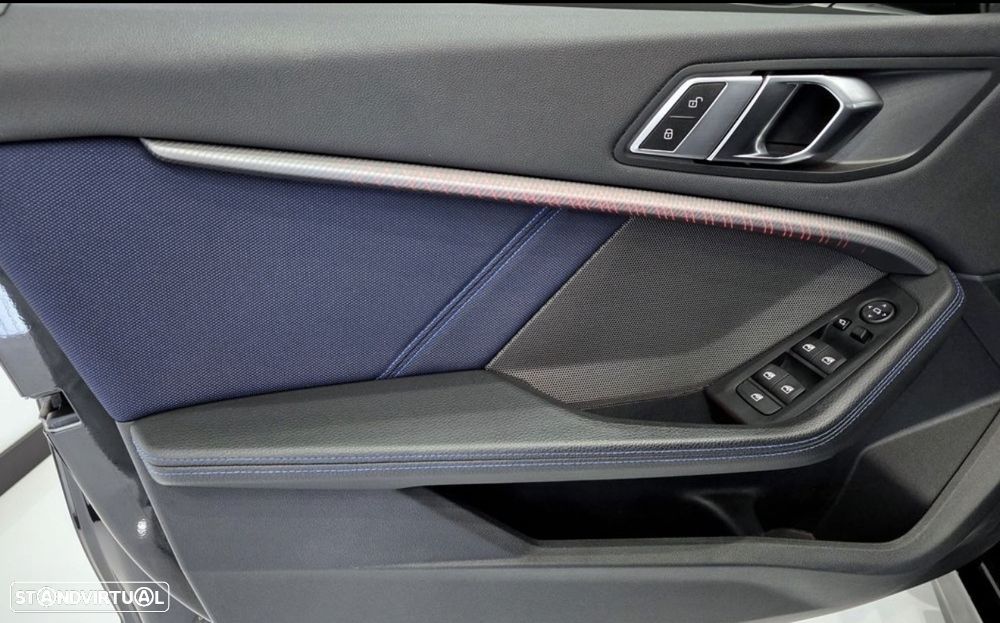 BMW 116 d Pack Desportivo M Auto - 10
